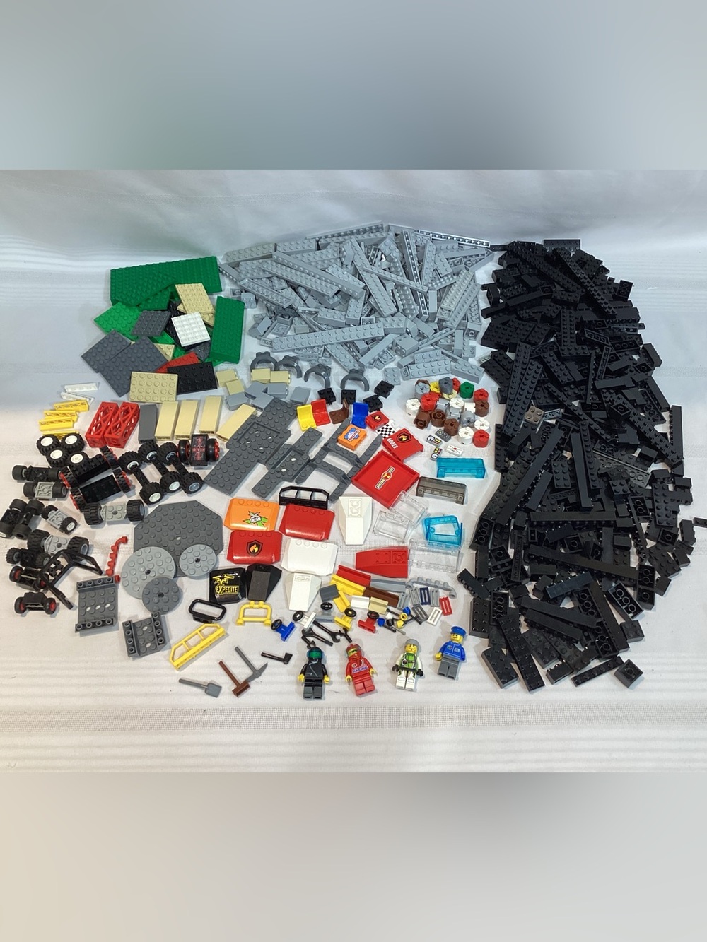 Lego genuine .. lots of pieces for building cars etc